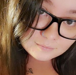 Meet your Posher, Joy